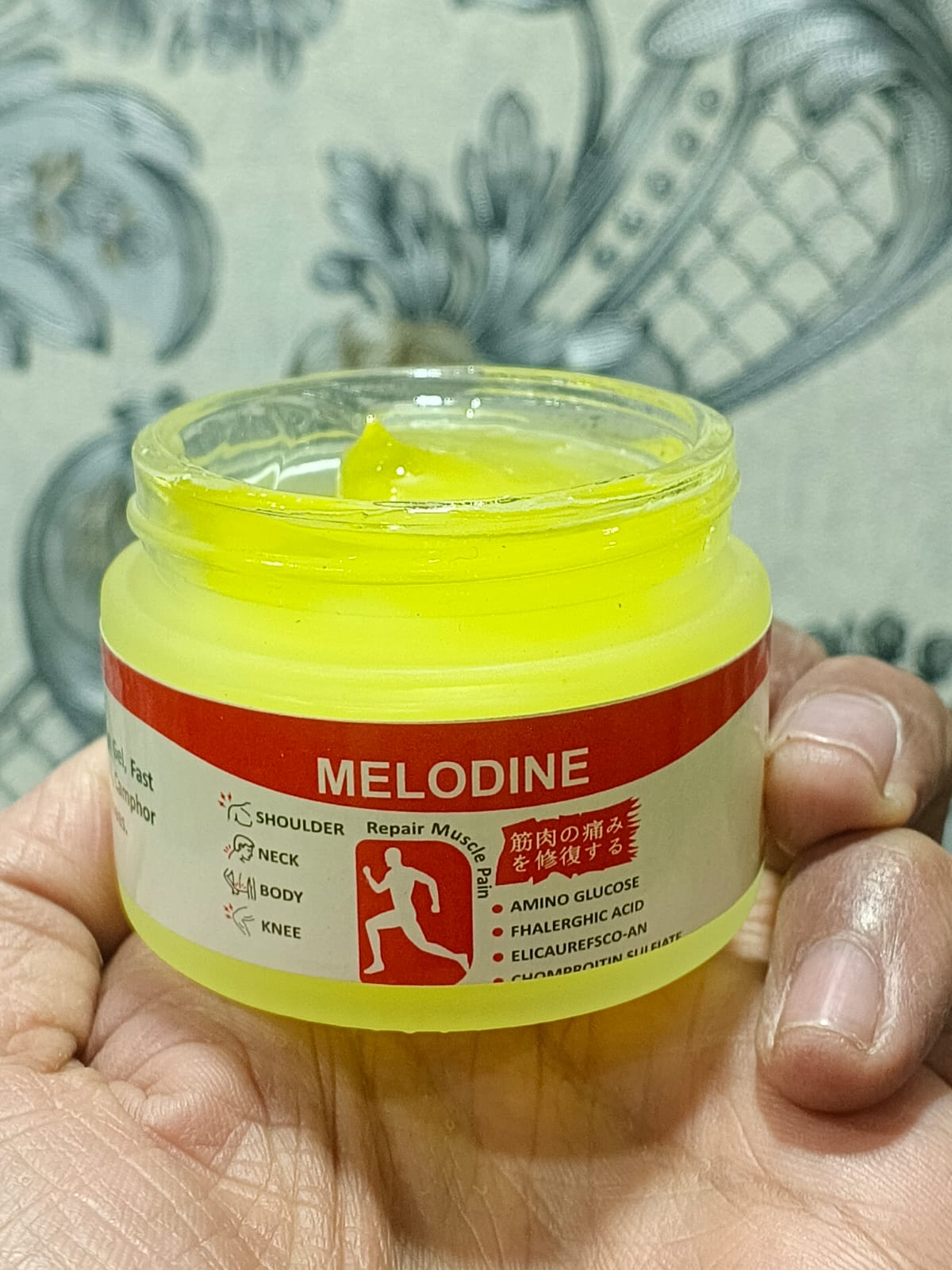 Healvera Herbal Pain Relief Gel – Fast Absorbing Comfort for Muscles & Joints